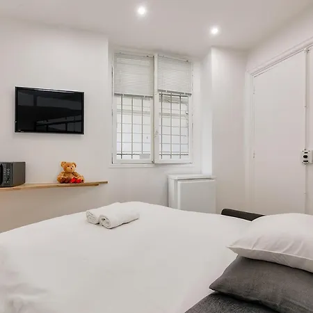 Urban Flat 165 - Lovely Near Champs Elysees * Parigi